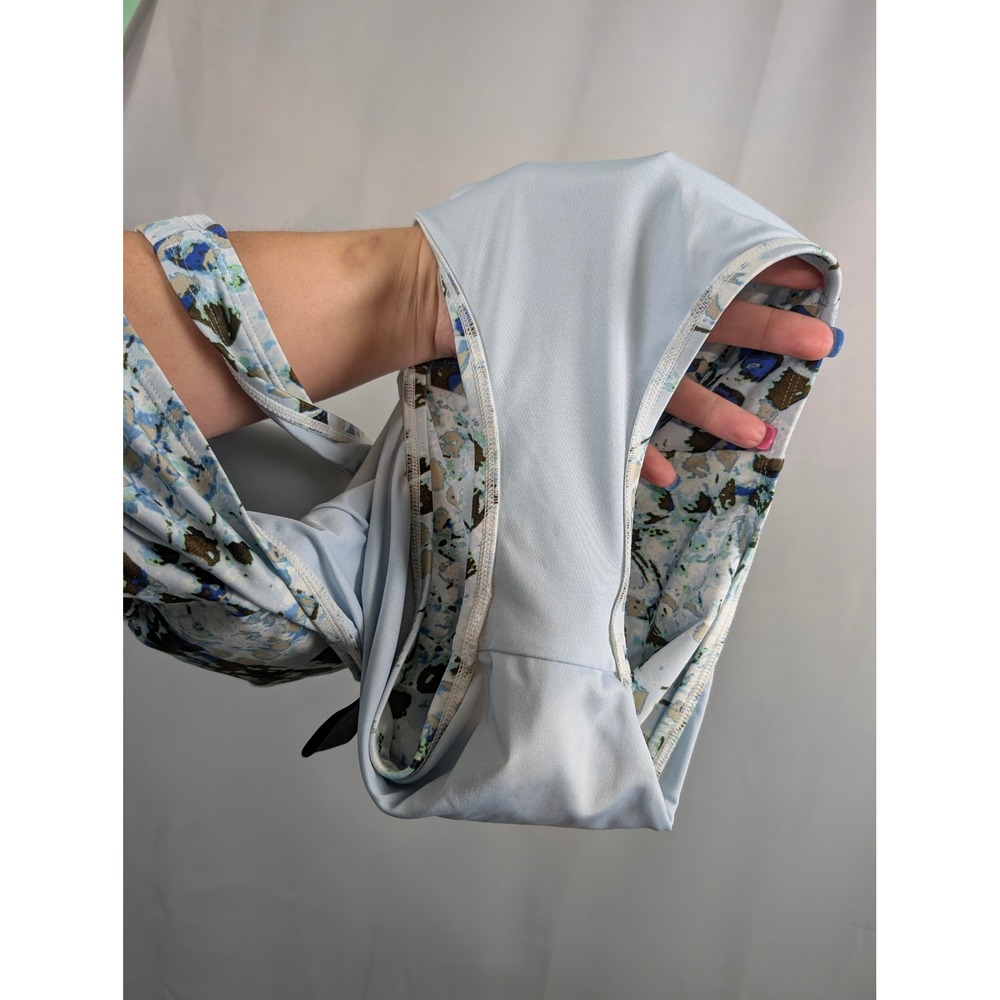 DKNY One Piece Swimsuit‎ Womens SZ 6 Blue Abstract Snakeskin Excellent - Picture 6 of 6